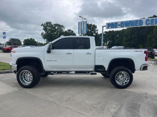 Summit White 2022 Chevrolet Silverado 2500 LTZ