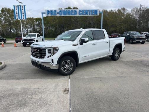2024 GMC Sierra 1500 SLT