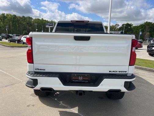 Summit White 2026 Chevrolet Silverado 1500 RST