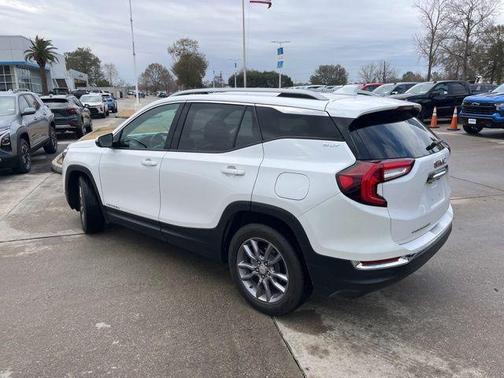 2022 GMC Terrain SLT