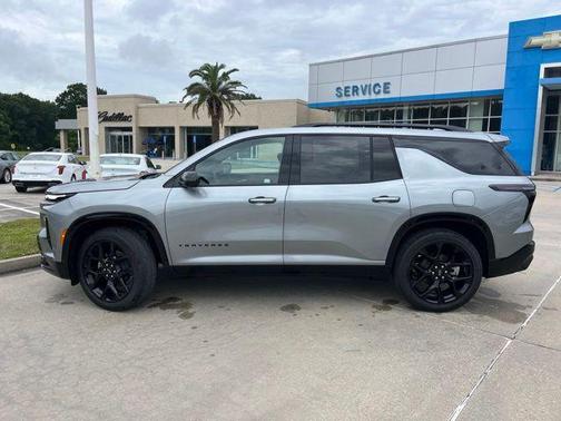 Sterling Gray Metallic 2026 Chevrolet Traverse RS