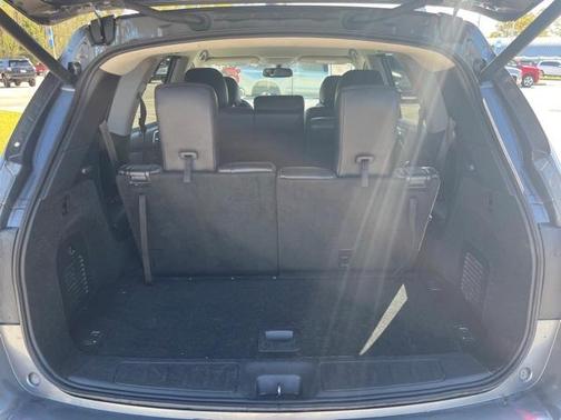 Photo 5 of 44 of 2020 Nissan Pathfinder SL