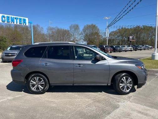 Photo 2 of 44 of 2020 Nissan Pathfinder SL
