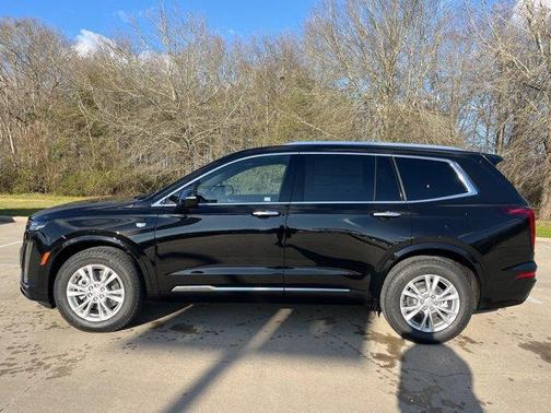 Stellar Black Metallic 2025 Cadillac XT6 Luxury FWD