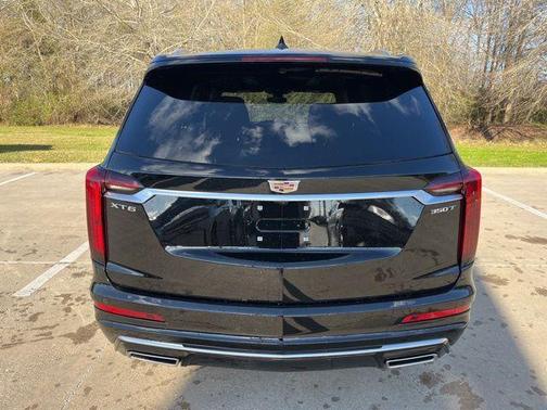 2025 Cadillac XT6 Luxury FWD