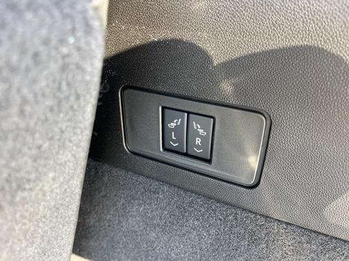 2025 Cadillac XT6 Luxury FWD