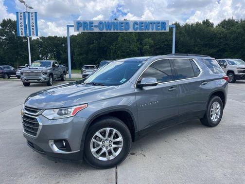 Satin Steel Metallic 2020 Chevrolet Traverse LT Leather