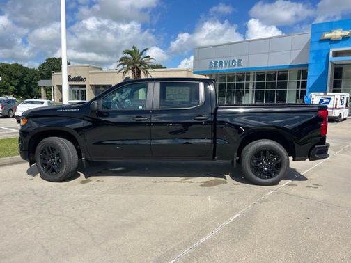 Black 2026 Chevrolet Silverado 1500 Custom