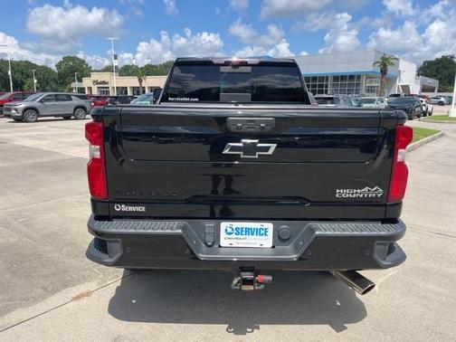 2022 Chevrolet Silverado 2500 High Country