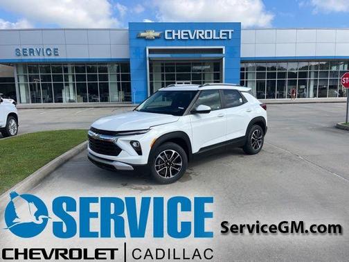 Summit White 2026 Chevrolet Trailblazer LT