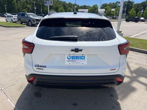 White 2026 Chevrolet Trax 2RS