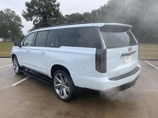 2026 Cadillac Escalade ESV Platinum Sport