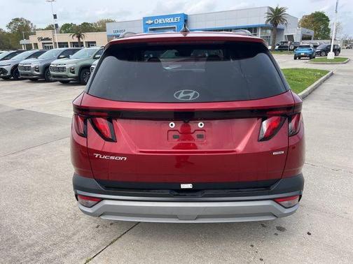 2025 Hyundai TUCSON SEL