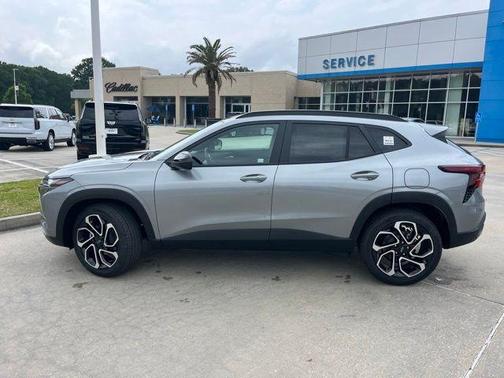 Sterling Gray Metallic 2026 Chevrolet Trax 2RS