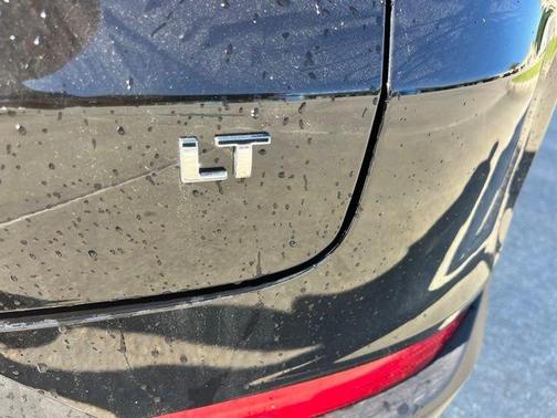 Mosaic Black Metallic 2026 Chevrolet Trailblazer LT