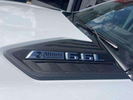 Summit White 2026 Chevrolet Silverado 2500 WT