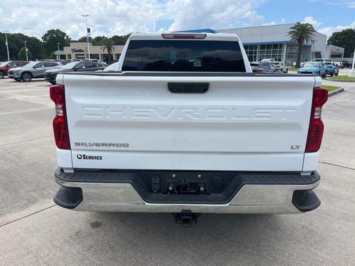 Summit White 2024 Chevrolet Silverado 1500 LT