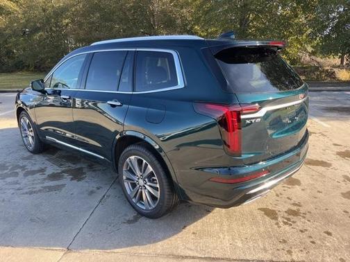 2025 Cadillac XT6 Premium Luxury FWD