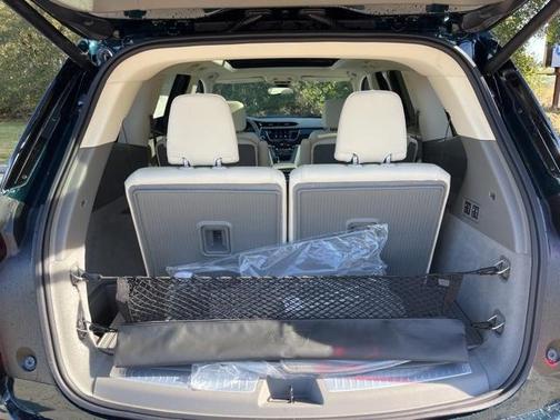 2025 Cadillac XT6 Premium Luxury FWD
