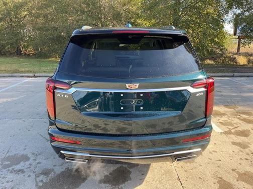 2025 Cadillac XT6 Premium Luxury FWD