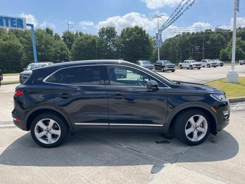 Photo 2 of 42 of 2017 Lincoln MKC Premiere