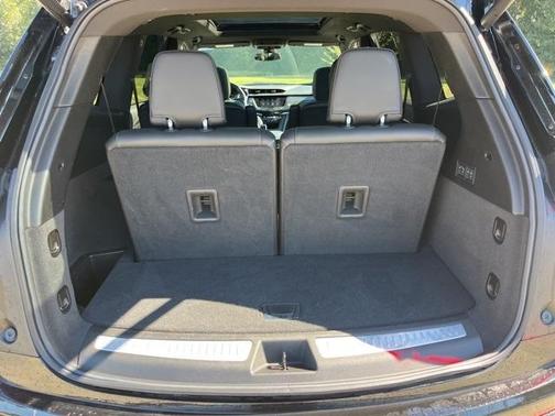 2025 Cadillac XT6 Premium Luxury FWD