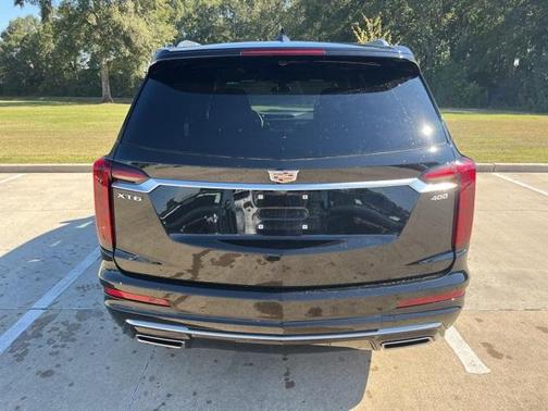 2025 Cadillac XT6 Premium Luxury FWD