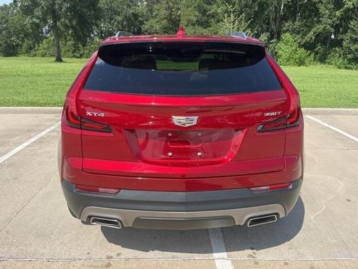 2021 Cadillac XT4 Premium Luxury