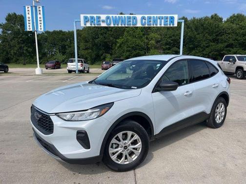 Silver Metallic 2025 Ford Escape Active