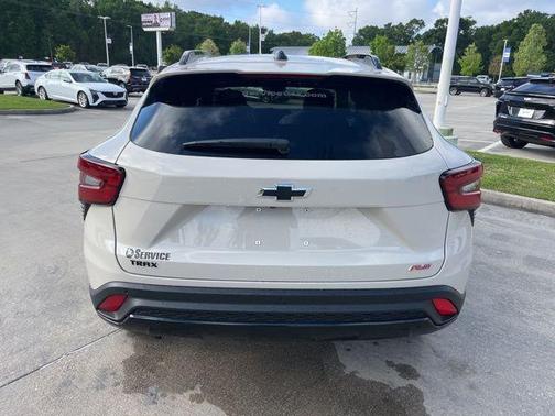 White 2026 Chevrolet Trax 2RS