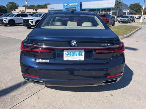 2020 BMW 740 i xDrive
