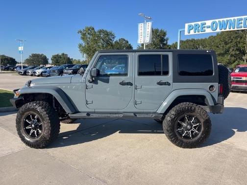 2014 Jeep Wrangler Unlimited Sahara