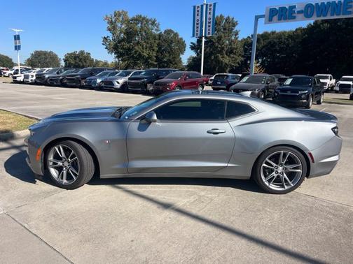 Sharkskin Metallic 2024 Chevrolet Camaro 2LT