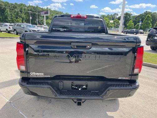 Black 2026 Chevrolet Colorado ZR2