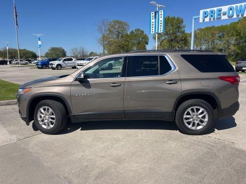 2020 Chevrolet Traverse LT Cloth