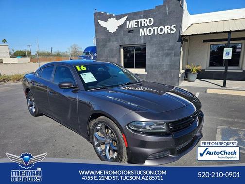 2016 Dodge Charger SXT