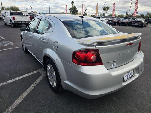 2012 Dodge Avenger SE