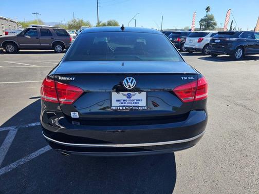 2015 Volkswagen Passat 1.8T Auto SEL Premium