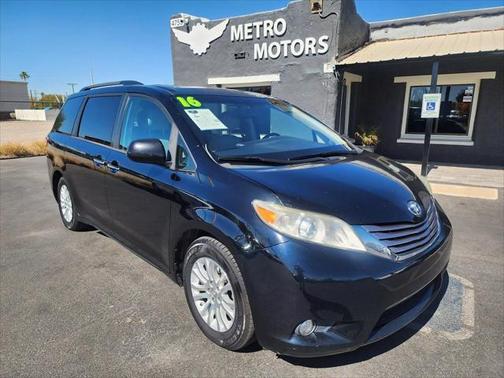 2016 Toyota Sienna XLE