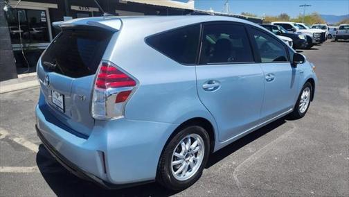 2016 Toyota Prius v Three