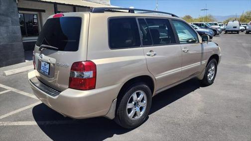 2004 Toyota Highlander Base