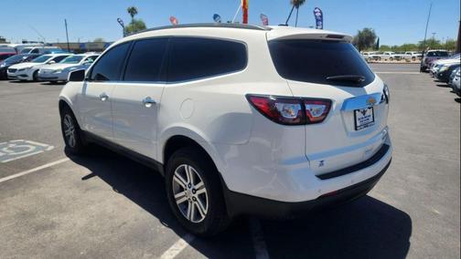 White 2015 Chevrolet Traverse 2LT