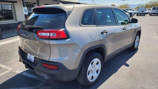 2016 Jeep Cherokee Sport