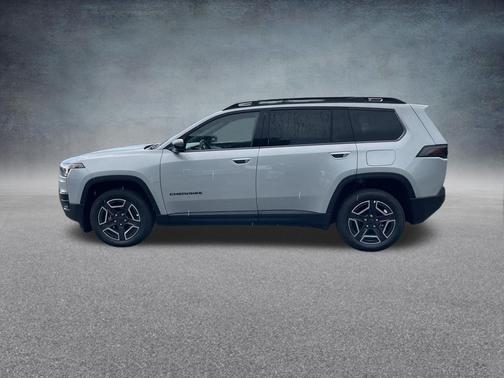 Silver Zynith Clearcoat 2026 Jeep Cherokee LAREDO/LIMITED