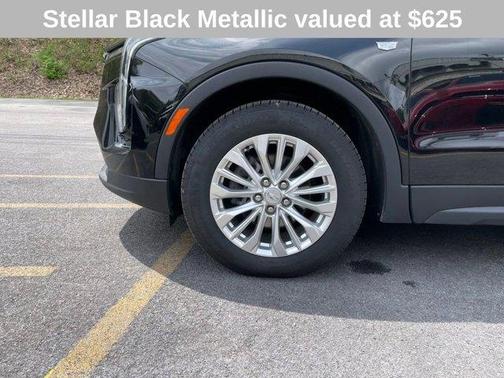 Stellar Black Metallic 2024 Cadillac XT4 Luxury