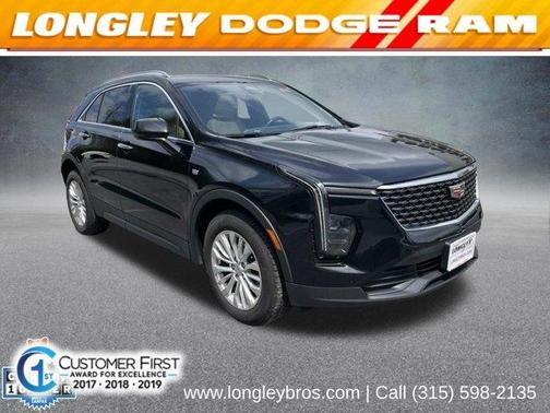 Stellar Black Metallic 2024 Cadillac XT4 Luxury