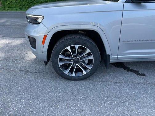 2022 Jeep Grand Cherokee L Overland