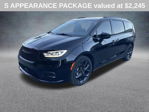 2024 Chrysler Pacifica Touring-L