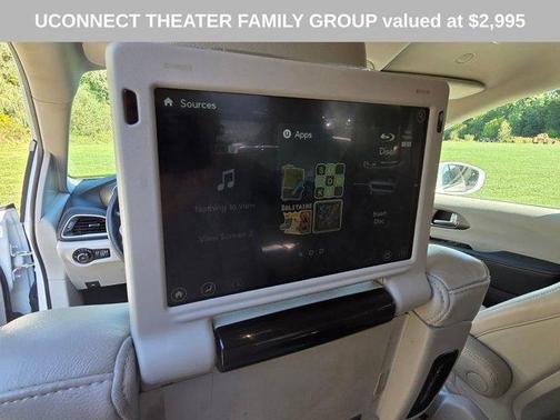 2021 Chrysler Pacifica Touring-L