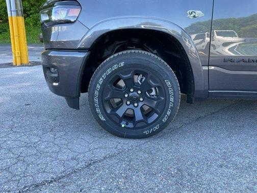 Granite Crystal Clearcoat Metallic 2026 RAM 1500 Big Horn/Lone Star